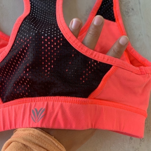Forever21 Pink & Black Mesh Sports Bra - Picture 7 of 10